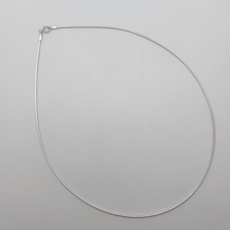 colar choker fio