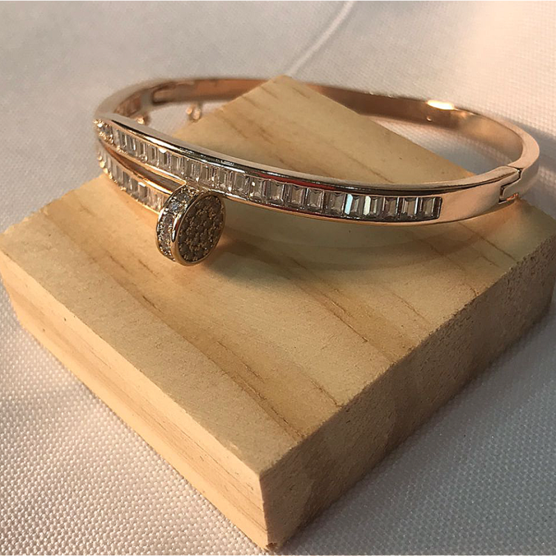 Pulseira Bracelete cristais bolinha cravejada