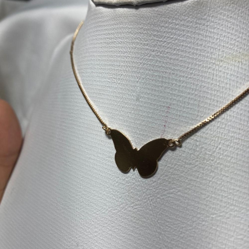 Colar borboleta personalizado
