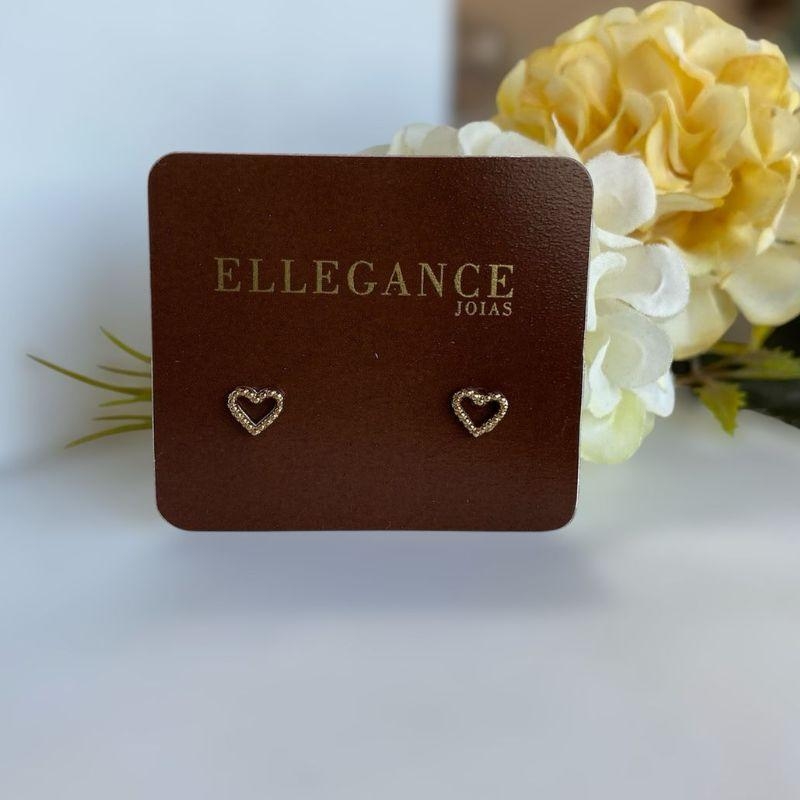 brinco coração com bolinhas vazado