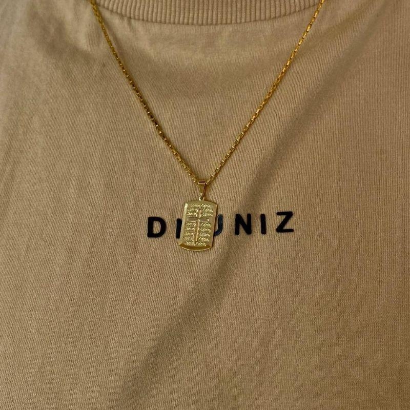 Colar pingente cruz Jesua cristo corrente cartier