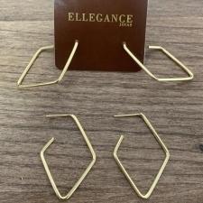 Brinco argola triangular