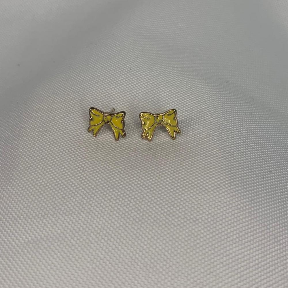 Brinco Infantil Laço Amarelo
