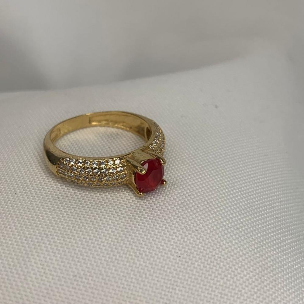 Anel 5 Linhas Cravejadas 4 Garras com Pedra Vermelho Fosco
