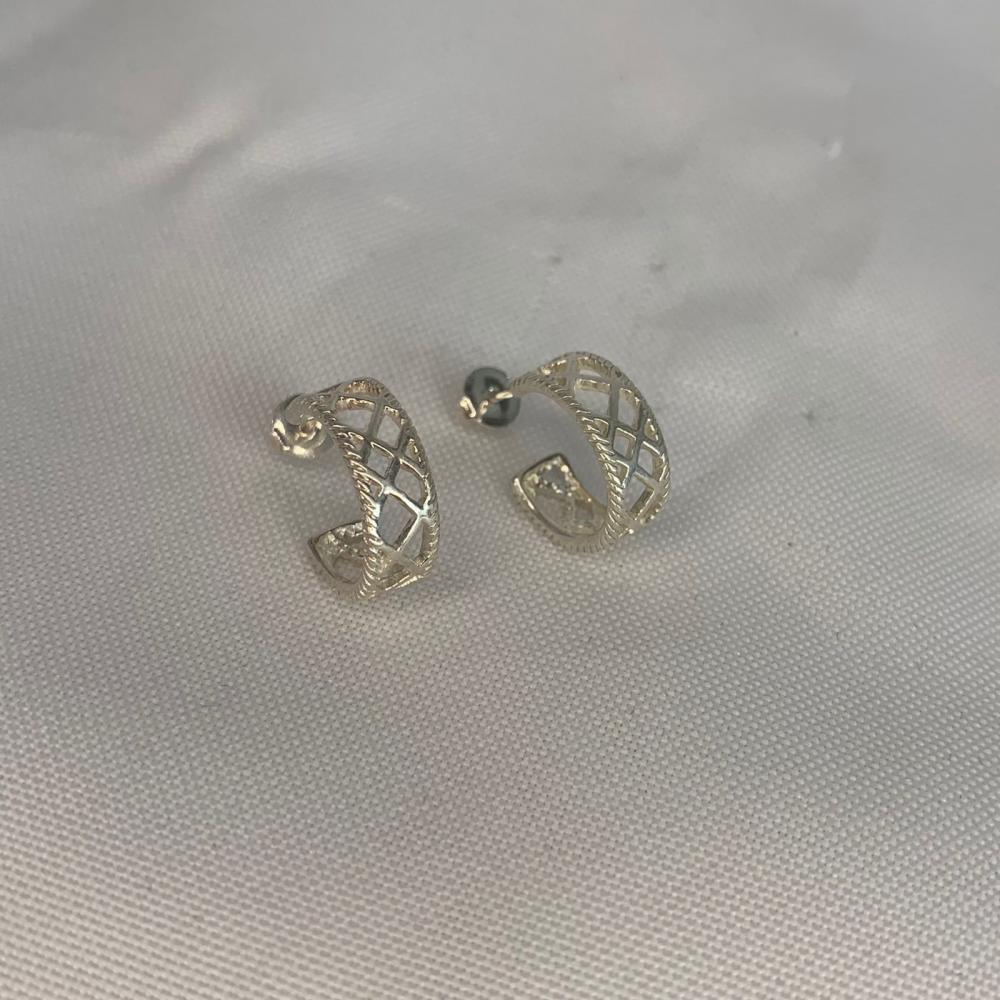 Brinco Argola Formas Vazadas