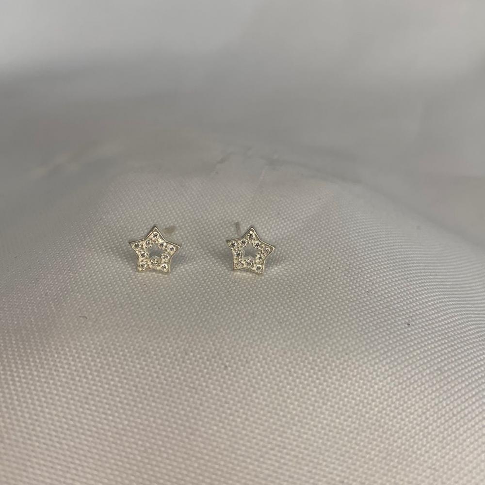 Brinco Estrela Vazada Cravejado