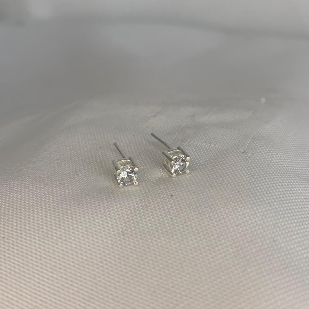 Brinco Ponto de Luz 4 Garras