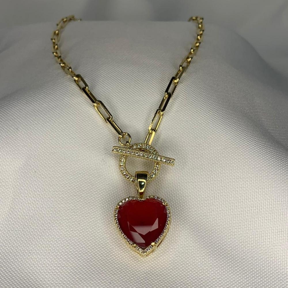 Colar Cartier Fecho Cravejado Pingente Coração Vermelho Cravejado