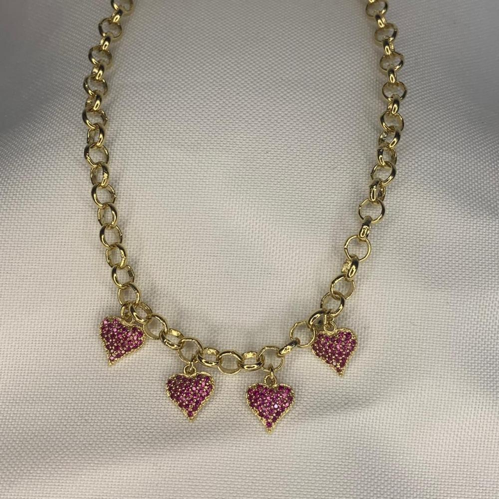 Colar Elo Português com Corações Cravejados Rosa