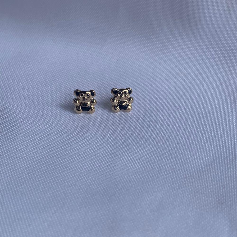 Brinco Urso Detalhes em Preto