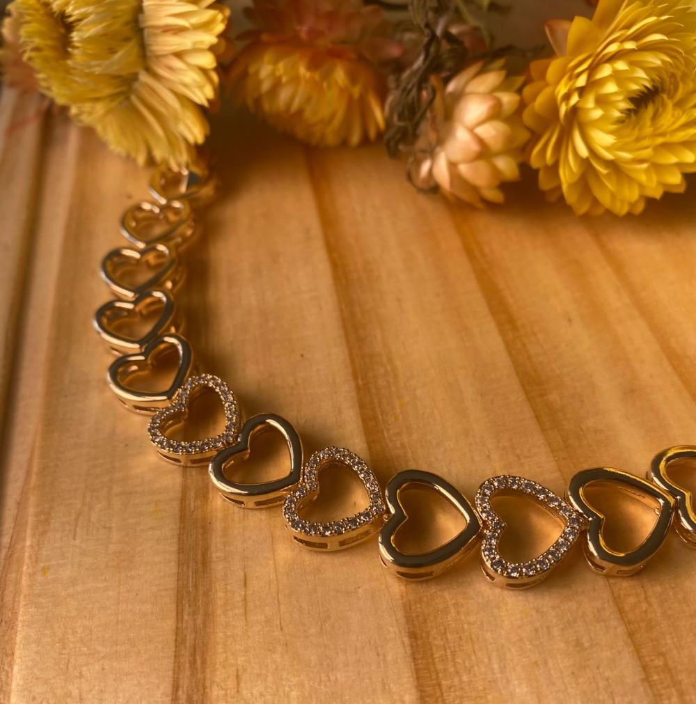 Pulseira 3 Corações Grandes Cravejados