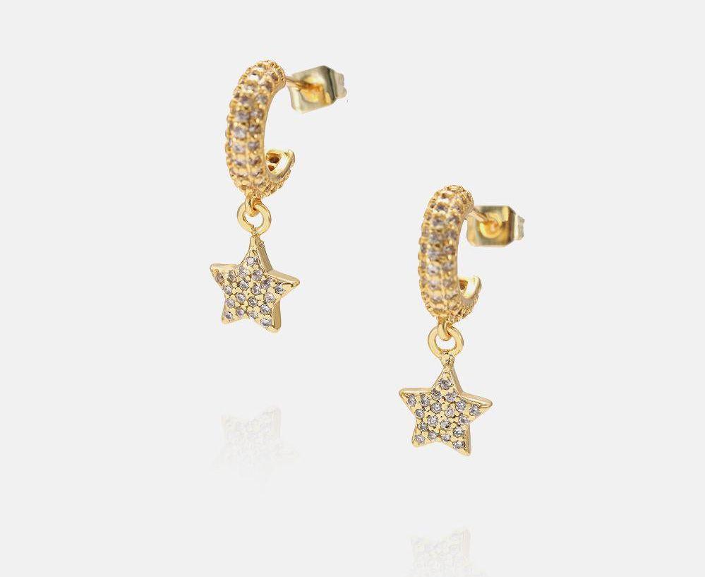 Meia argola com estrelinha cravejada pendurada