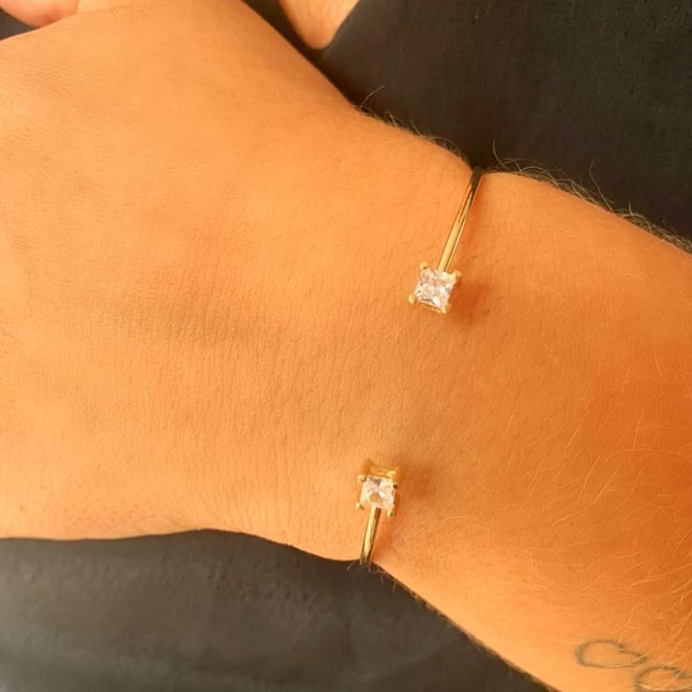 Algema aberta com 2 zirconias quadradas