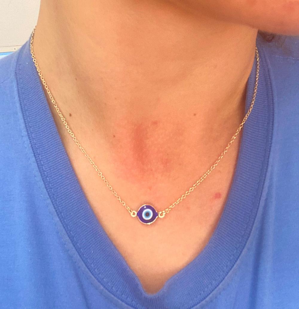 Colar olho azul transpassado corrente elos finos