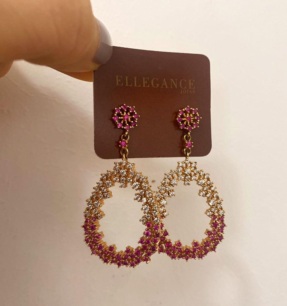 Brinco longo luxo zirconias rosa