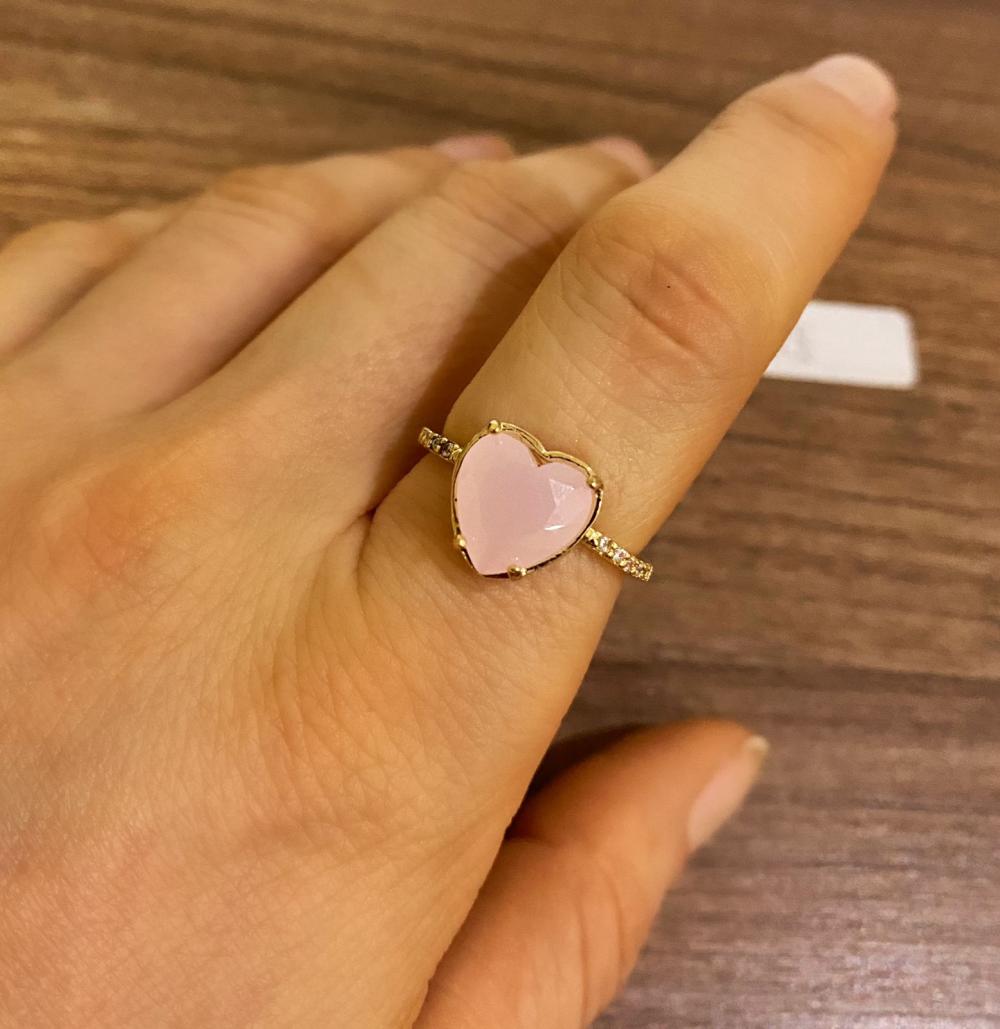 Anel 1 fileira cravejada coração cristal rosa