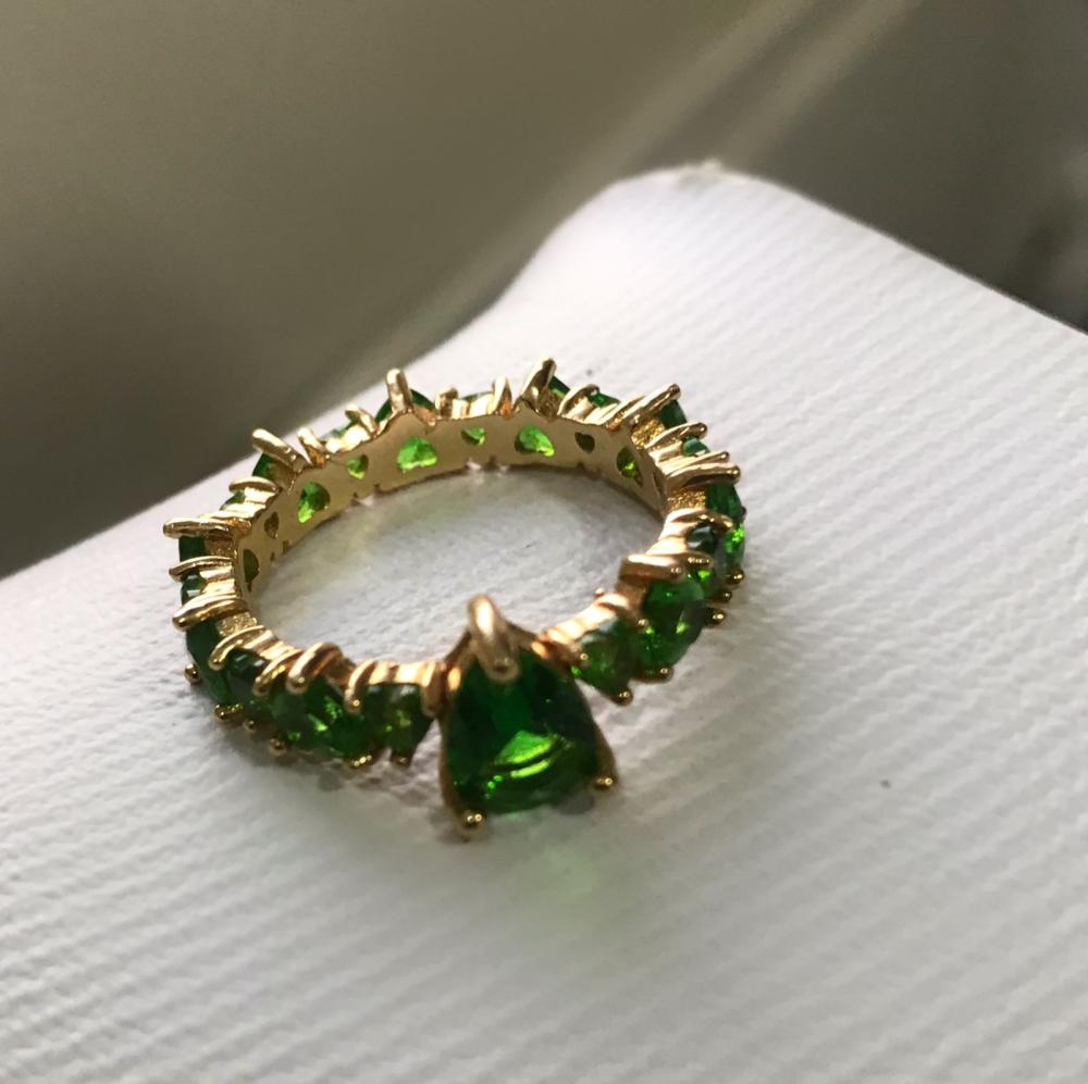 Aliança Cristal Detalhes coraçao verde