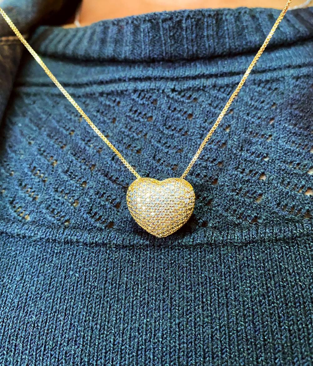 Colar coraçao cravejado