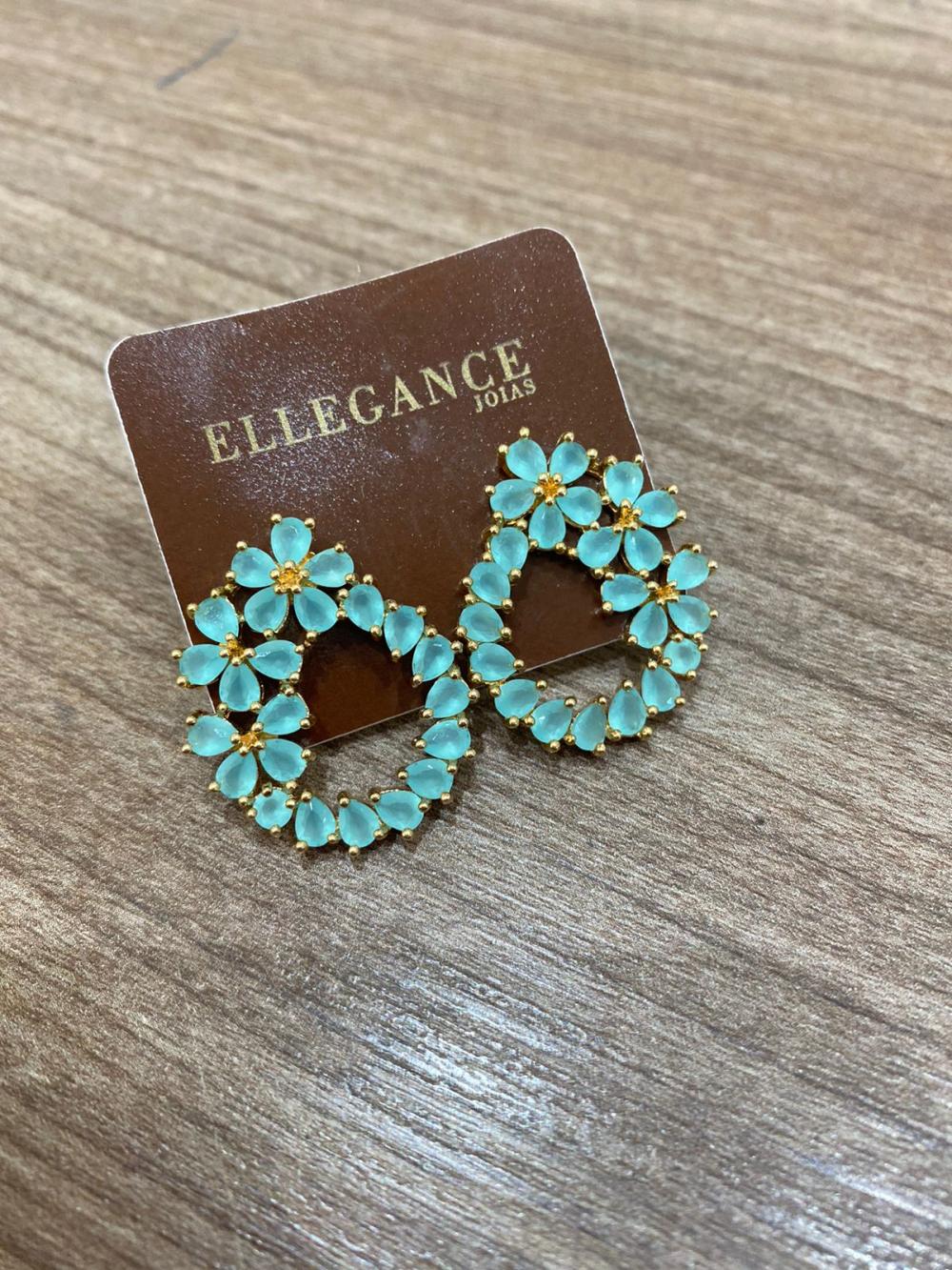 Brinco Cristal oval com flores verde bebe