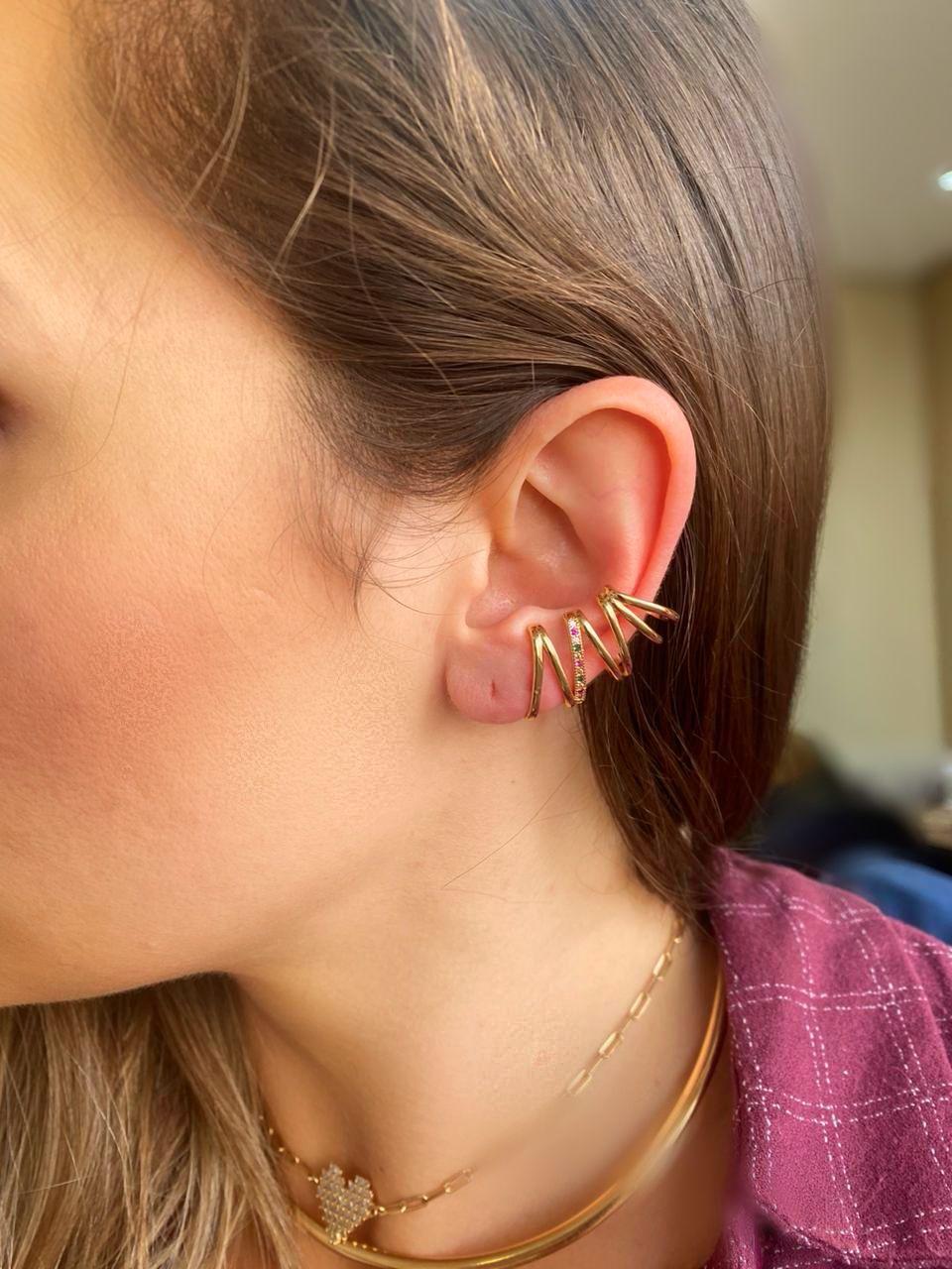 Brinco Ear cuff linhas lisa 1 cravejada colorida