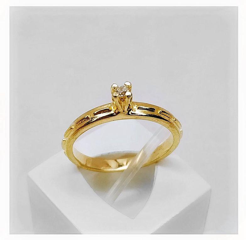 Solitari 4 garras com detalhes