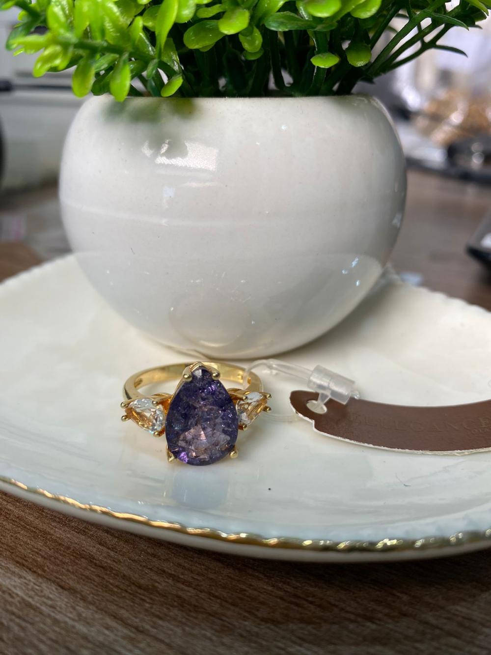 Anel oval cristal lilas