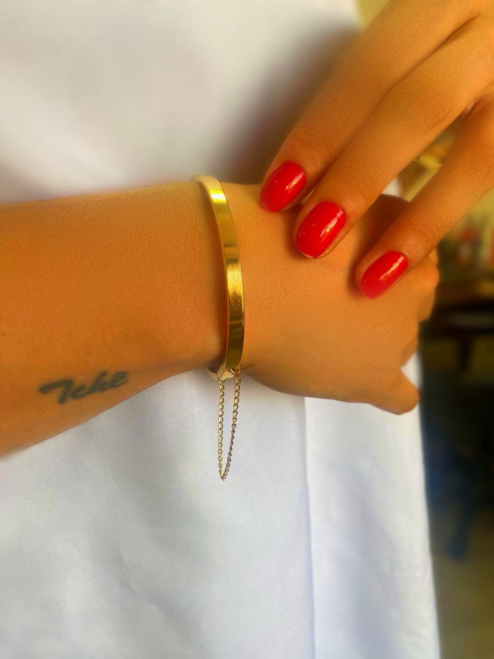 Pulseira Bracelete liso com corrente