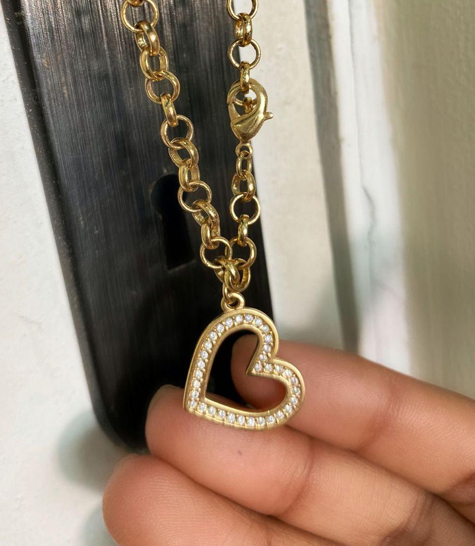 Pulseira elo portugues pingente coração cravejado