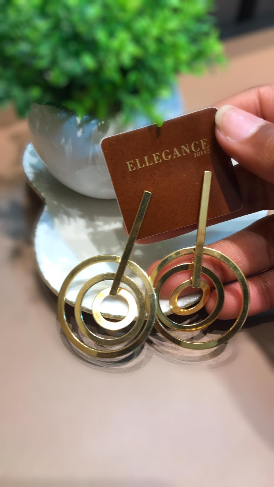 brinco longo redondo