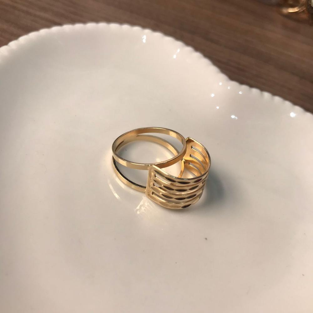 Anel liso quatro linha