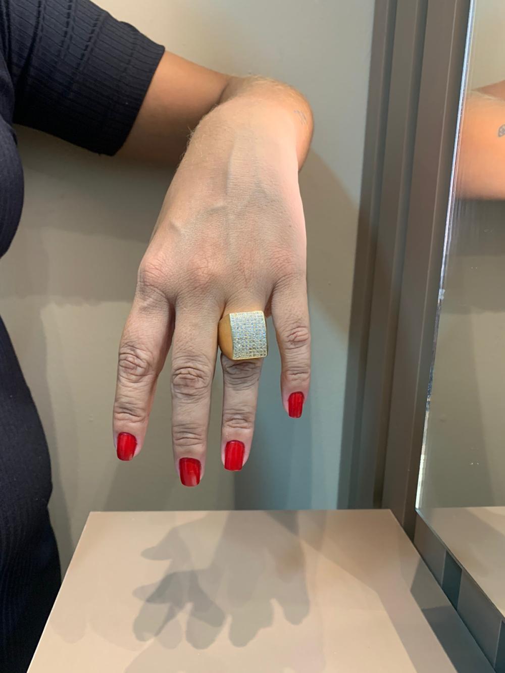 anel quadrado cravejado