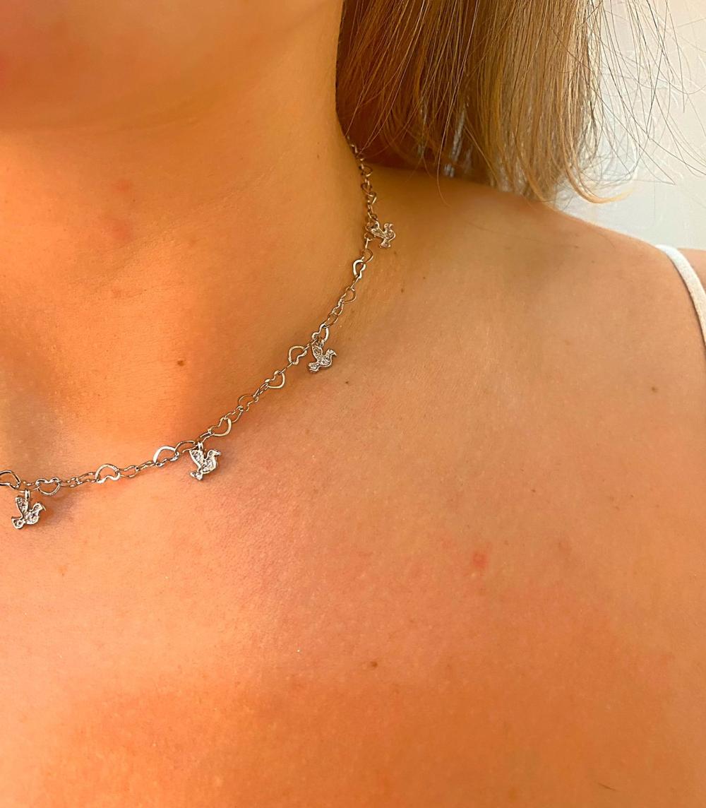 colar Choker  coraçoes com espirito santos