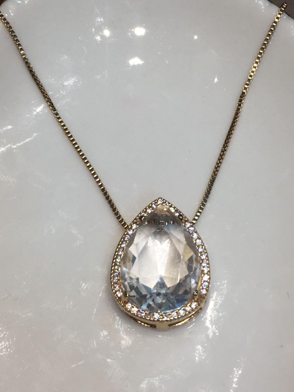 colar cristal transparente