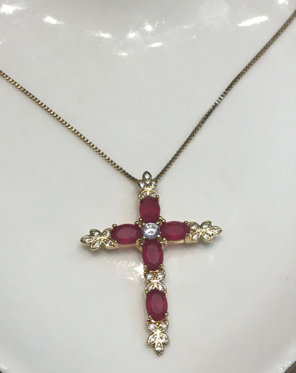 colar cruz cristal rosa