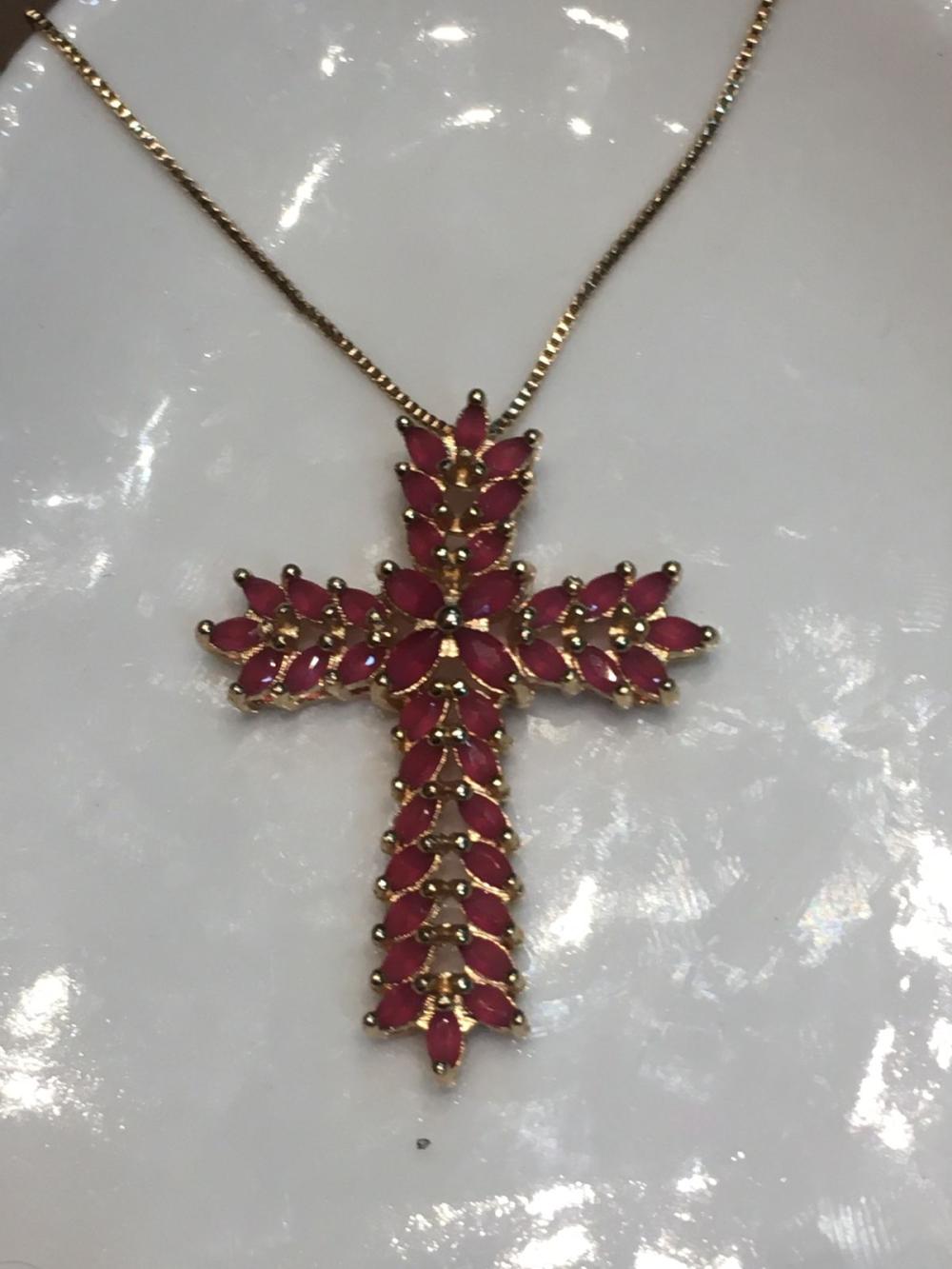 colar cruz cristal rosa