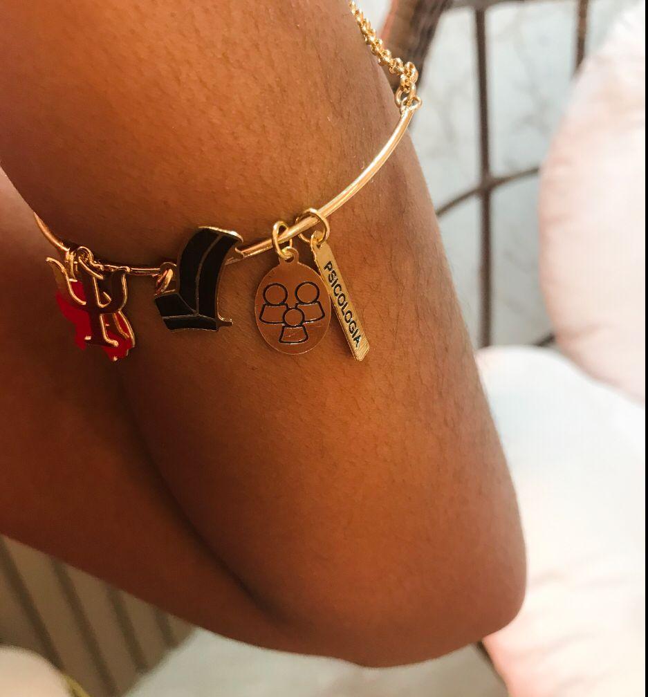pulseira meia argola, pingentes psicologia
