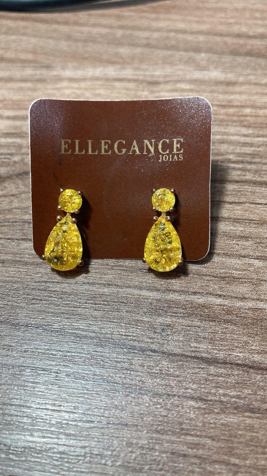 Brinco de gota amarelo