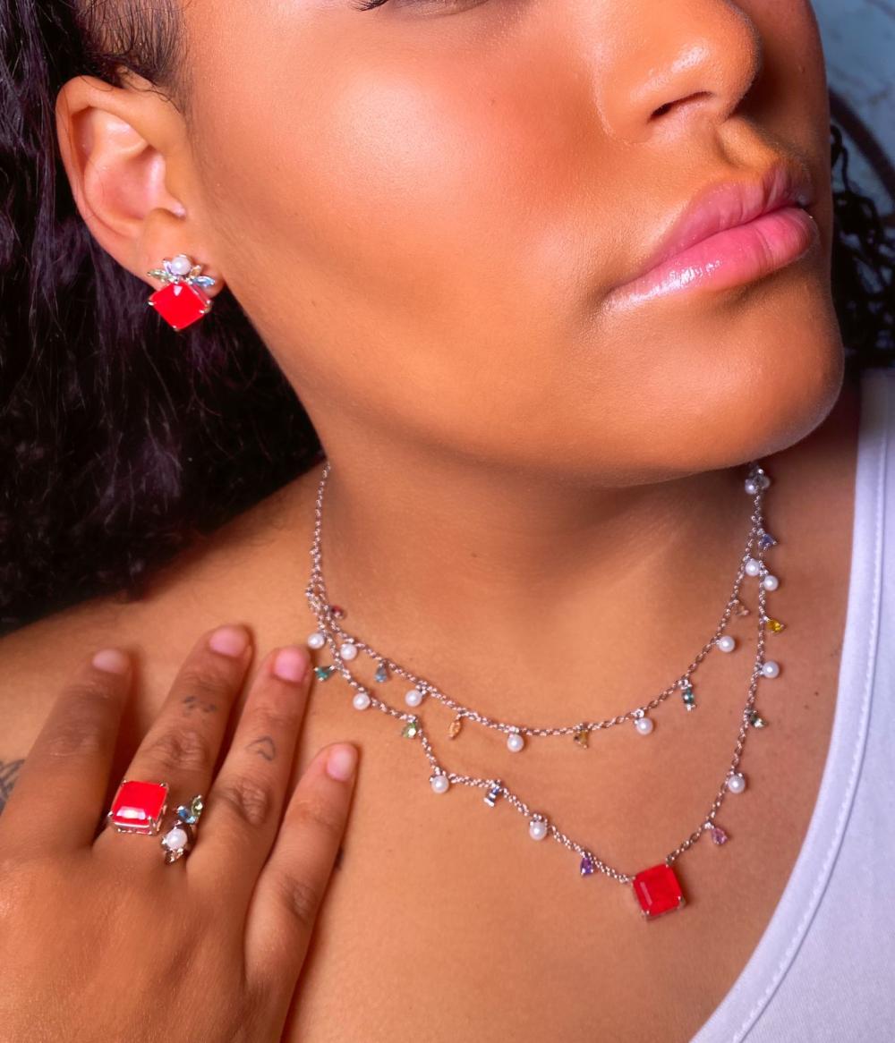 Conjunto em pedraria