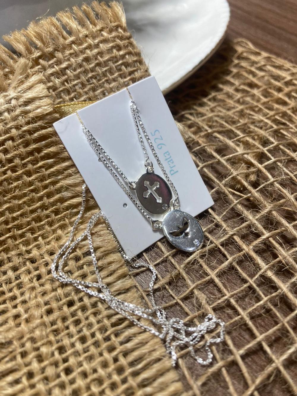 Escapulario cruz e pomba