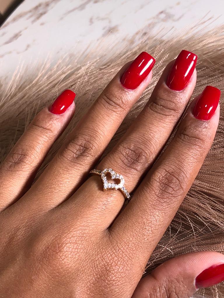 Anel coração cravejado