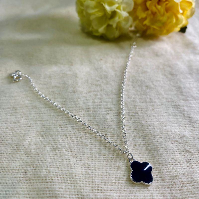 Pulseira trevo tipo Virgínia